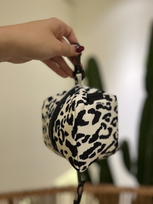 Necessaire Farm Caçula Oncinha Urbana