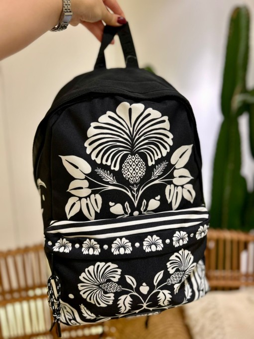 Mochila Farm Xodó Sintra Preto