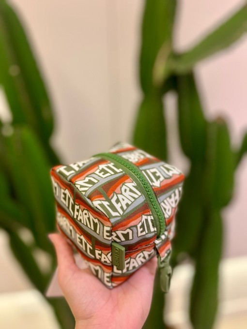 Necessaire Farm Caçula Tipográfico