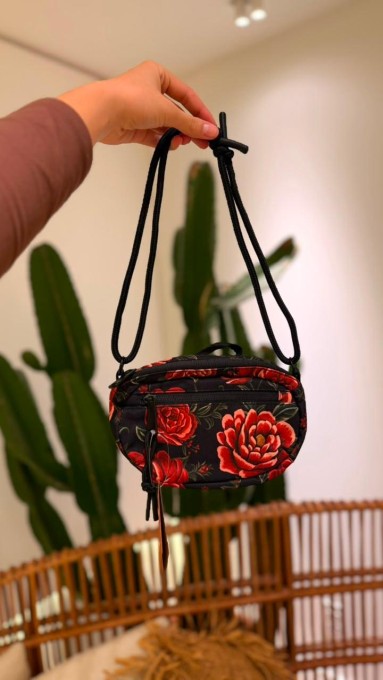 Bolsa Farm Chuchu Rosalia Preta