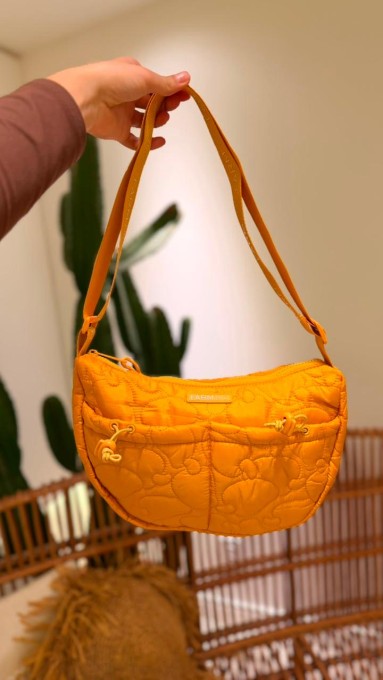 Bolsa Farm Banana P Puffer Amarelo
